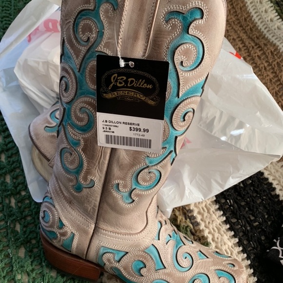 Cowboy boots - Picture 1 of 4